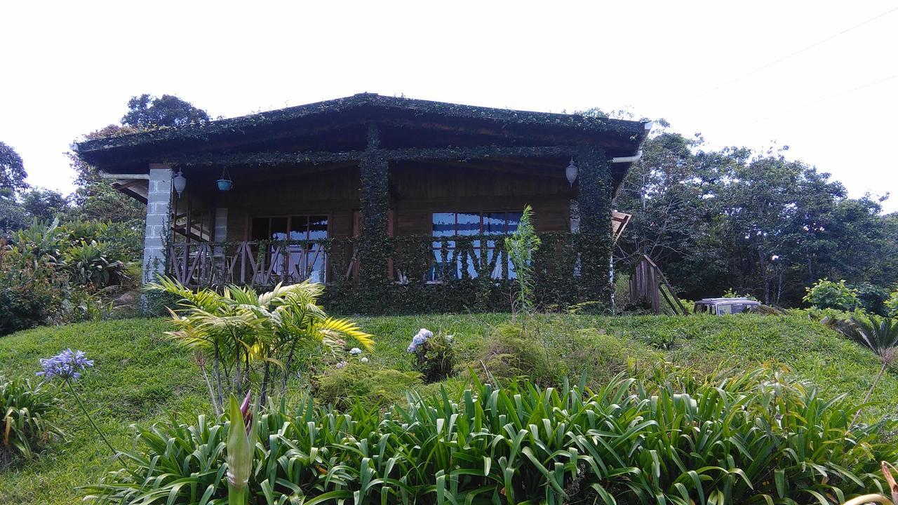 Finca Y Granja Loma Bonita Turrialba Exteriör bild